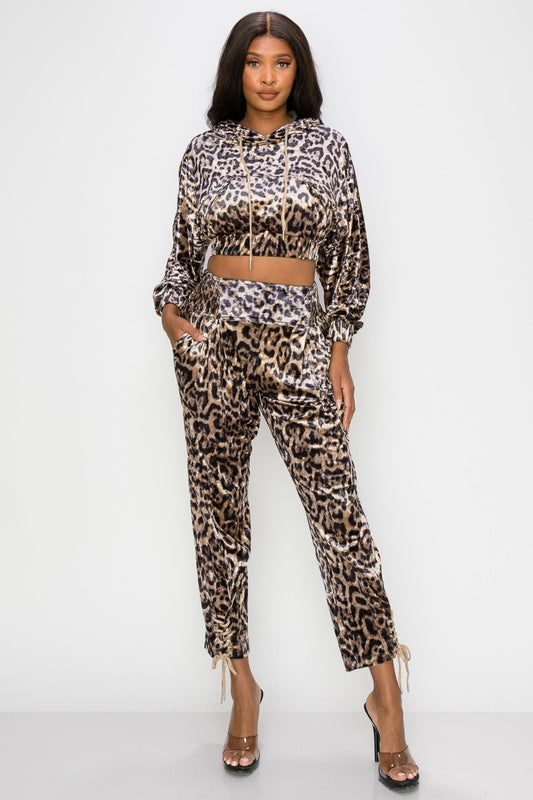 2pc set-leopard velour crop hoodie & jogger pant