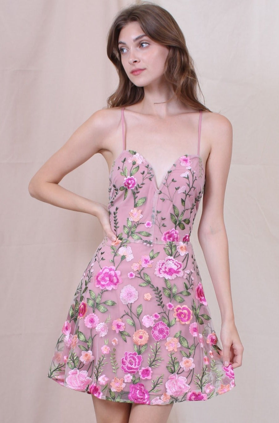 sweetheart floral embroidered sleeveless dress