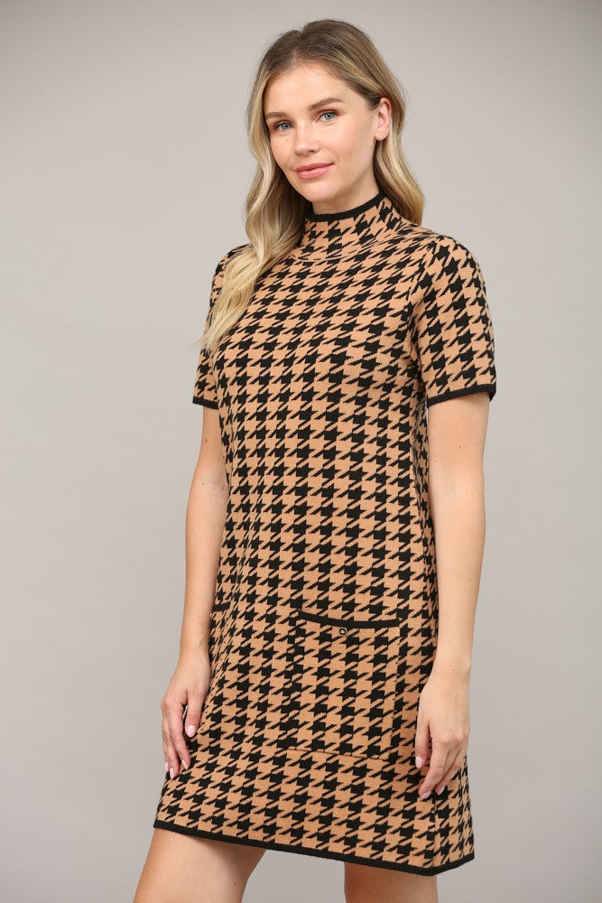 mock neck houndstooth short sleeve sweater dress