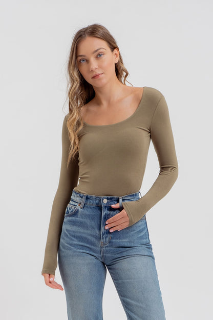 seamless scoop neck long sleeve bodysuit