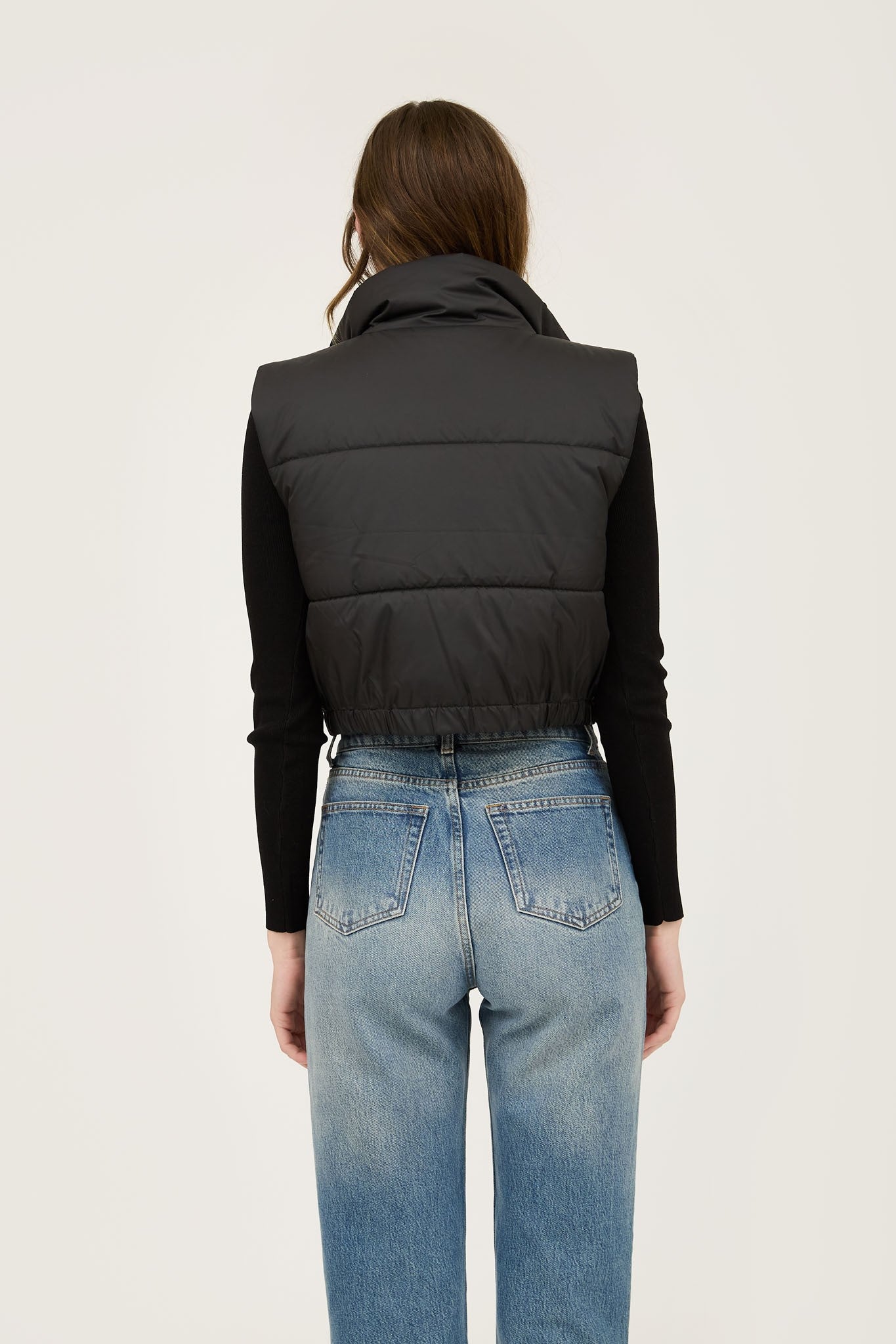 cropped zip up puffer vest