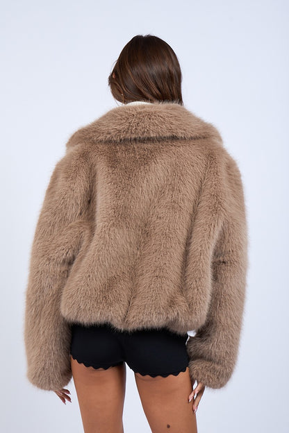 zip up faux fur jacket