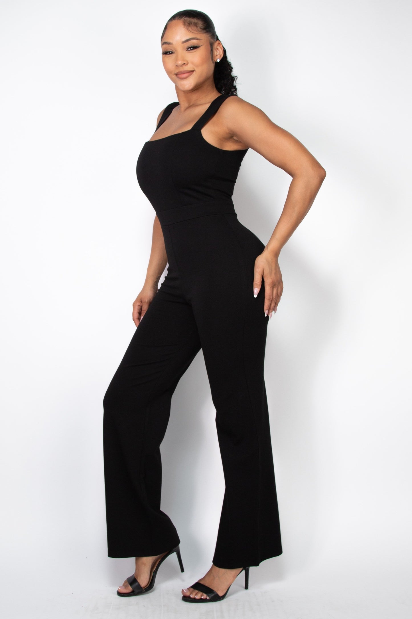 square neck sleeveless jumpsuit