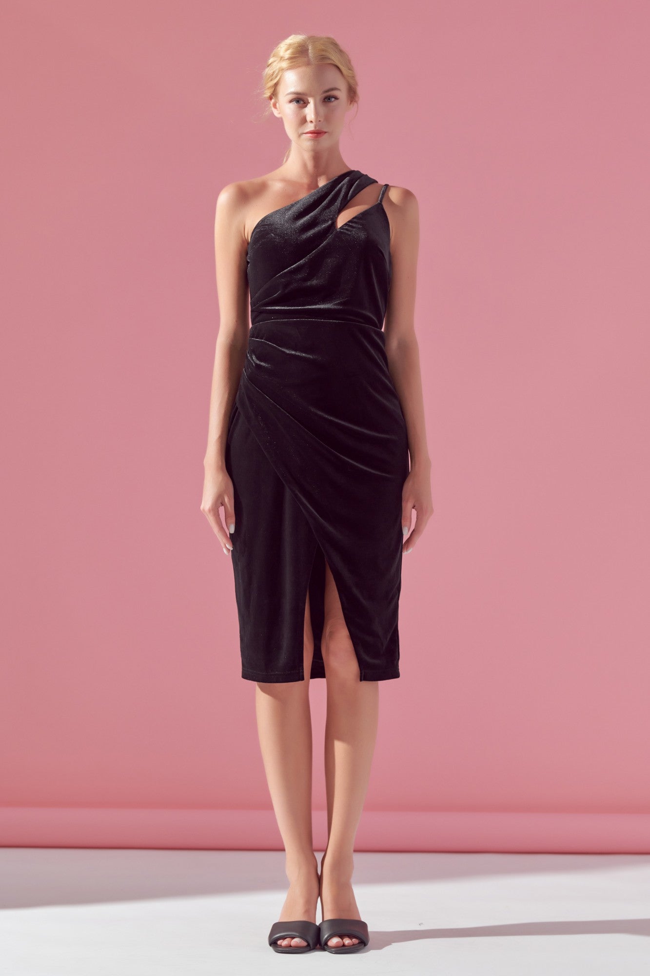 one shoulder velvet sleeveless midi dress