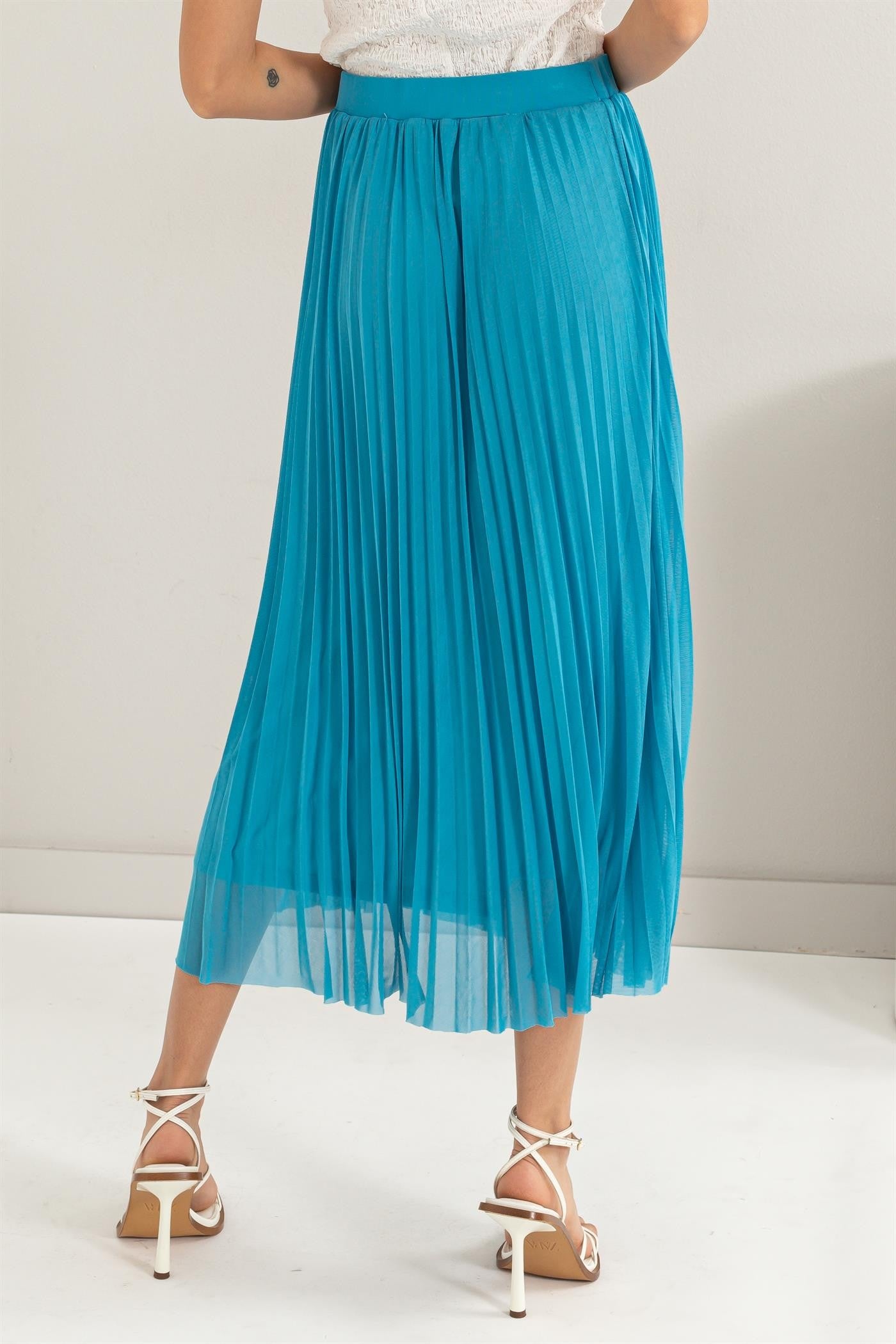 pleated midi skirt