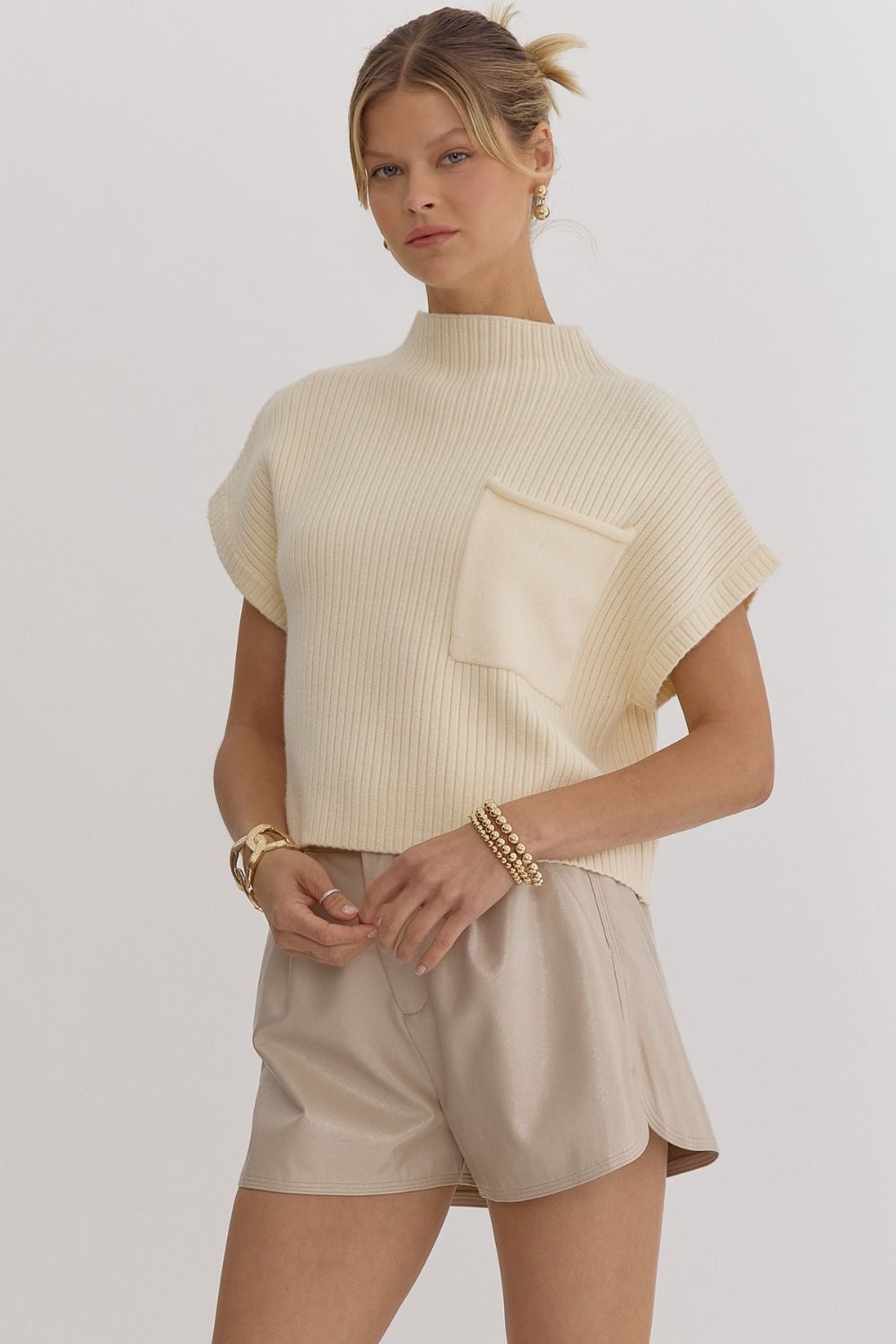 short sleeve pocket cropped sweater