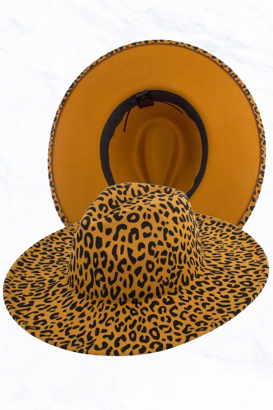 wide brim Panama hat